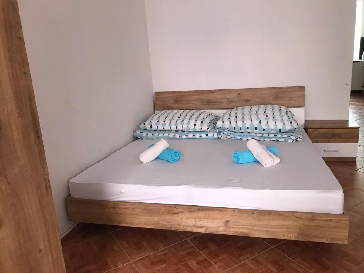 Dvacitka Daire Ceske Budejovice Dış mekan fotoğraf